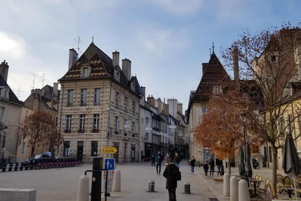L'Elegant - Cosy, Design Et Charme En Hypercentre Lägenhet Dijon Exteriör bild